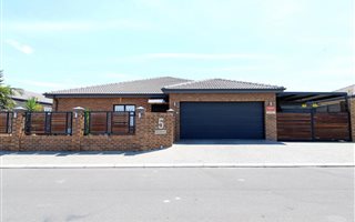 4 Bedroom House in Sonkring