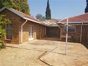 4 Bedroom House in Wilkoppies