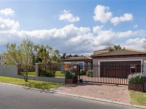 3 Bed House in Bizweni