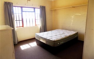 Bachelor apartment in Fisherhaven