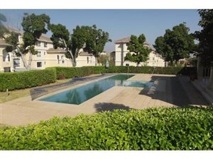 2 Bed Apartment in Halfway House