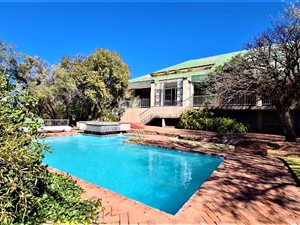 5 Bed House in Rayton