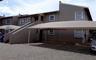 2 Bedroom Apartment in Wannenburghoogte