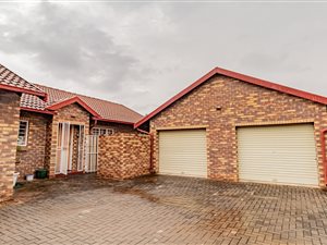 2 Bed Townhouse in Meyerspark