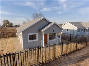 2 Bed House in Bloemspruit