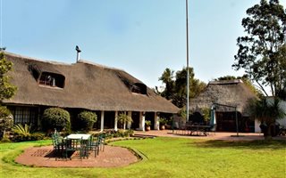 2 ha Farm with House in Bridle Park