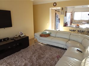 3 Bed Townhouse in Lenasia