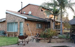 4.2 ha Farm in Zwavelpoort