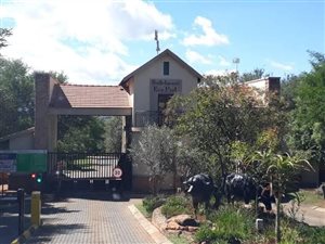 958 m² Land available in Buffelspoort