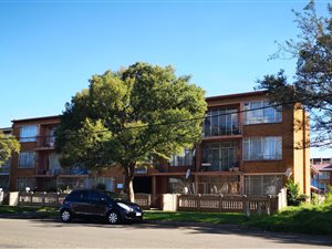 2 Bed Apartment in Vereeniging Central
