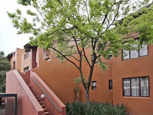 2 Bed Apartment in Sunninghill