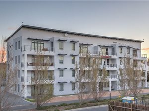 116 m² Commercial space in Paardevlei