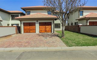3 Bedroom Cluster in Comet