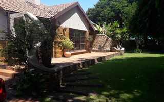 3 Bedroom House in Flora Gardens