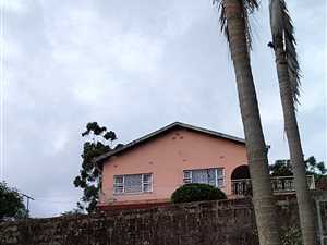 5 Bed House in Umzinto