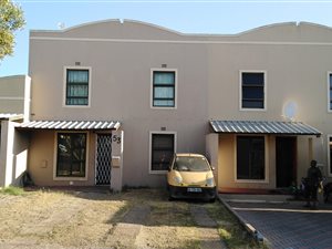 4 Bed Duplex in Kuilsriver