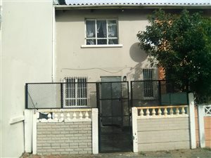 2 Bed House in Woodlands