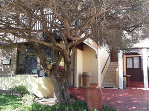 4 Bed House in Jongensfontein