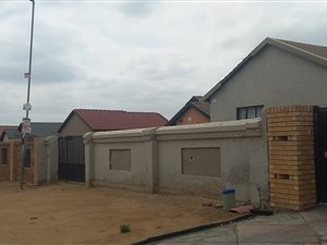 2 Bed House in Birch Acres