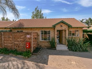 2 Bed Townhouse in Die Wilgers