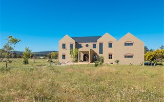 7 ha Farm in Cape Farms