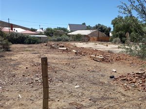 1265 m² Land available in Victoria West