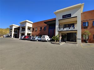 1195 m² Commercial space in Paulshof