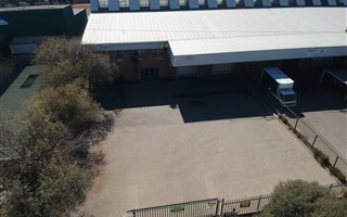 1021 m² Industrial space in Spartan