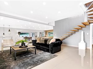 4 Bed House in Eagle Canyon Golf Estate