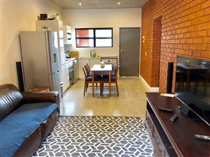 1 Bed Apartment in Melrose