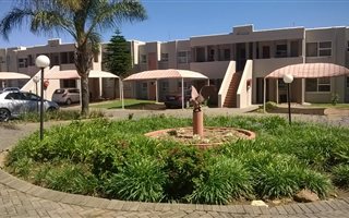 3 Bedroom Townhouse in Glenanda