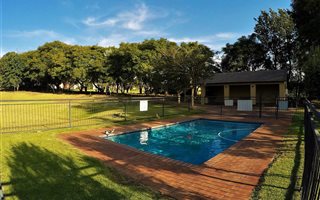 2 Bedroom Apartment in Jackal Creek Golf Estate