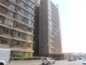 2 Bed Apartment in North Beach