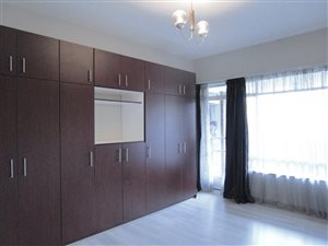 2 Bed Apartment in Parktown