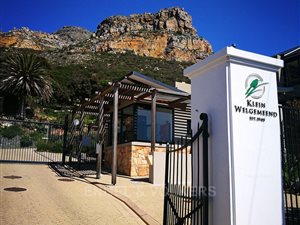 521 m² Land available in Lakeside