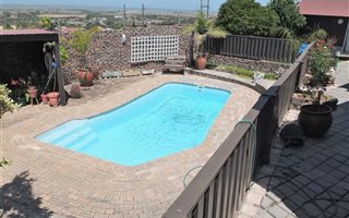 3 Bedroom House in Humansdorp