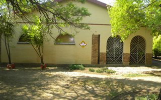 5 Bedroom House in Suidrand