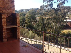 3 Bed Flat in Helderkruin