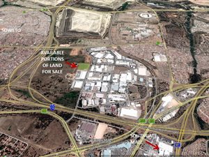 8258 m² Commercial space in Aeroton