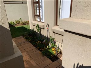 2 Bed House in Pineslopes