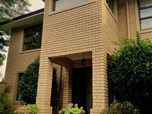 5 Bed Townhouse in Chase Valley Heights