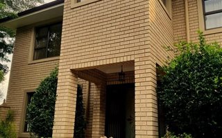 5 Bedroom Townhouse in Chase Valley Heights