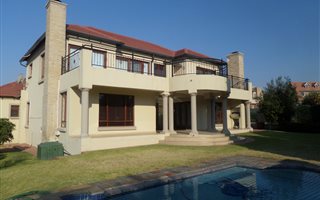 5 Bedroom House in Valleyview Estate