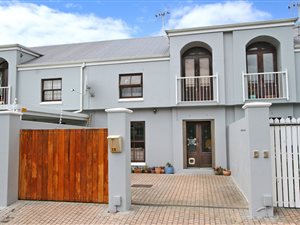 2 Bed House in Harfield Village