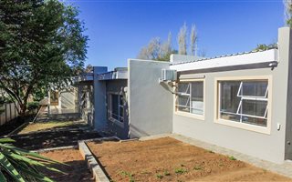 4 Bedroom House in Pentagon Park