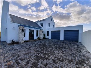 3 Bed House in Blue Lagoon