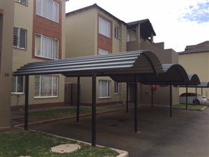2 Bed Apartment in Montana Gardens