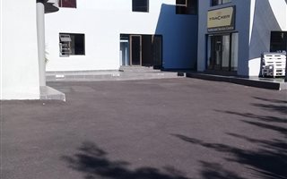 200 m² Office Space in Oakdene