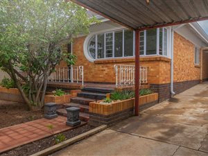 3 Bed House in Highlands North
