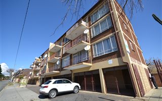 2 Bedroom Apartment in Forest Hill